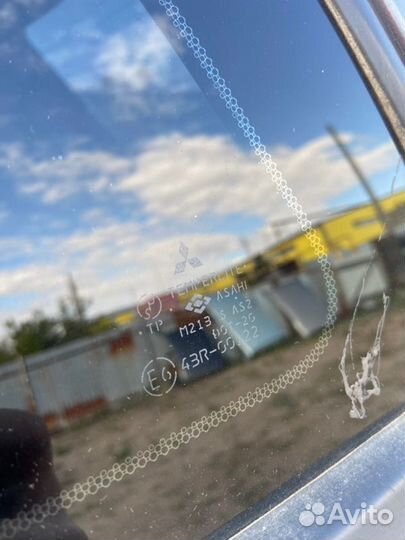 Форточка задняя левая Mitsubishi Outlander CU 4G69
