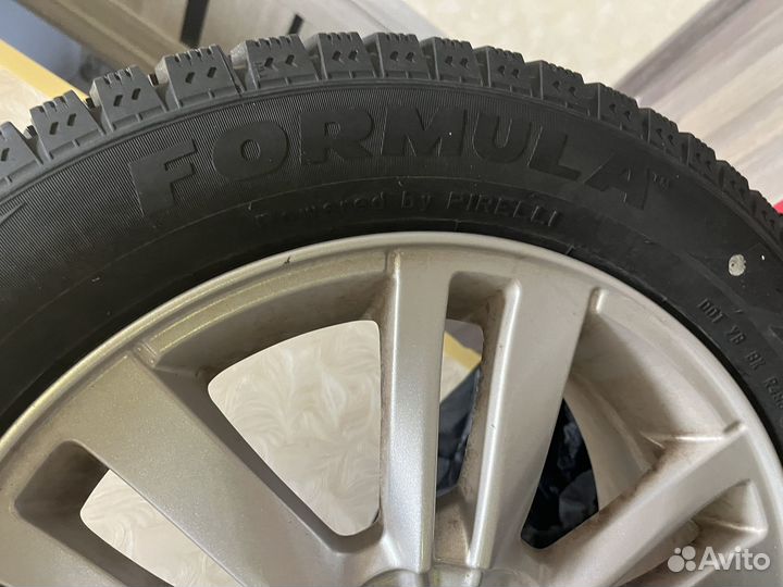 Pirelli Formula Ice 205/55 R16 91T