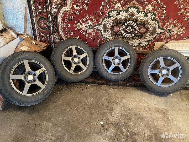 Литьё r15 5x114