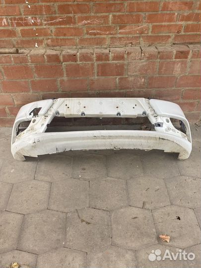 Бампер на LADA vesta