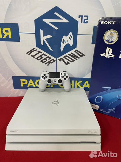 Игровая приставка Playstation 4 Pro Белая (PS4 P