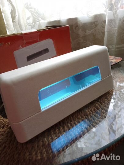 Лампа для ногтей