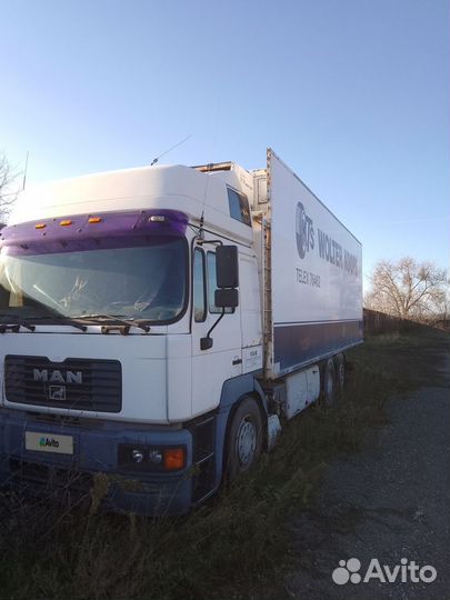 MAN TGE цельнометаллический, 2000