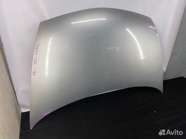 Капот Honda Civic 4D с 2005г