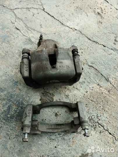 Суппорт передний toyota altezza