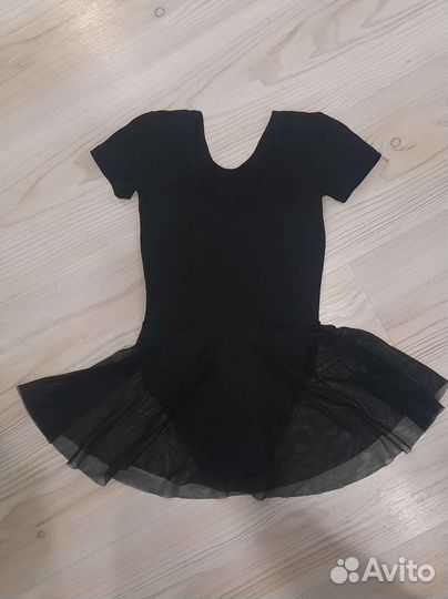 Гимнастический купальник с юбкой