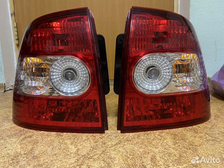 Задний фонариь priora