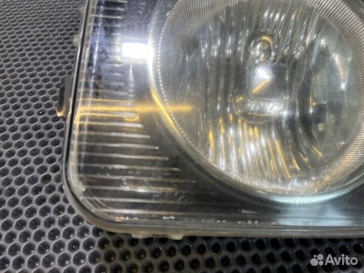 Фара лев. Hummer H3