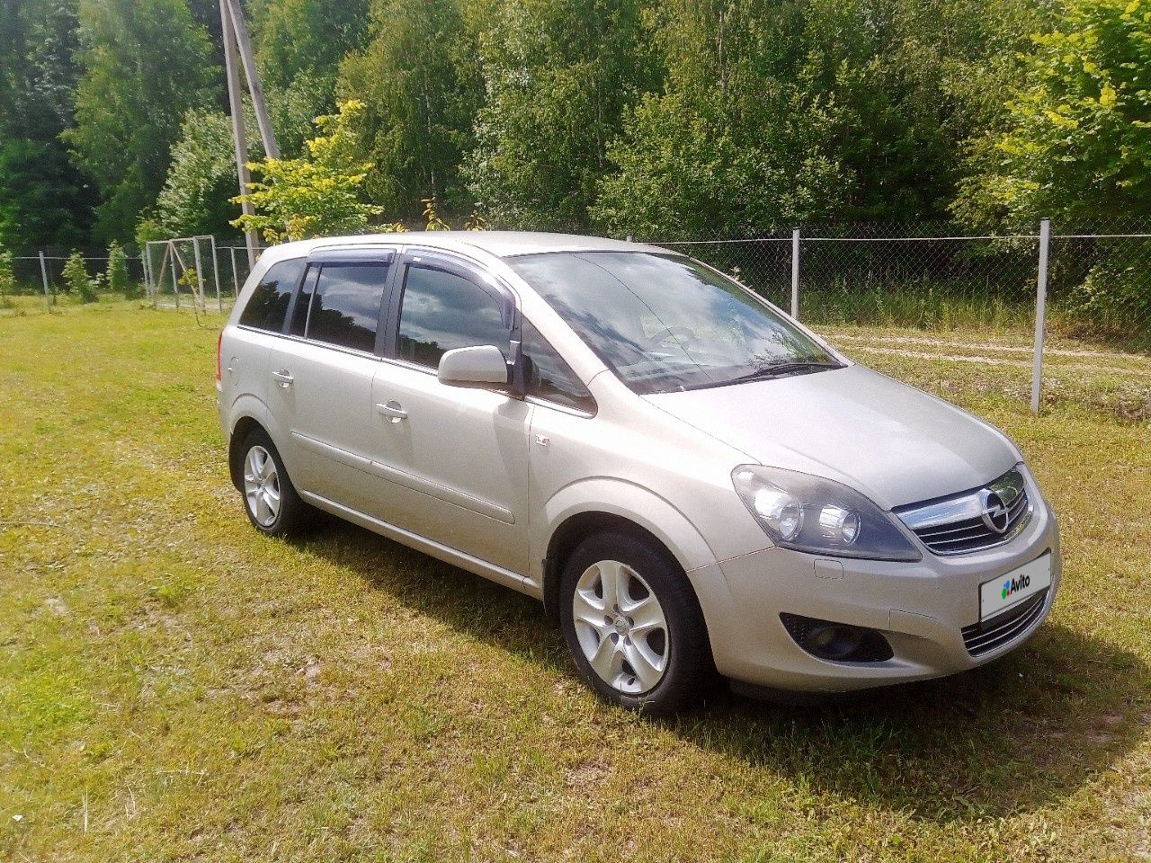 Opel Zafira: фото владельца
