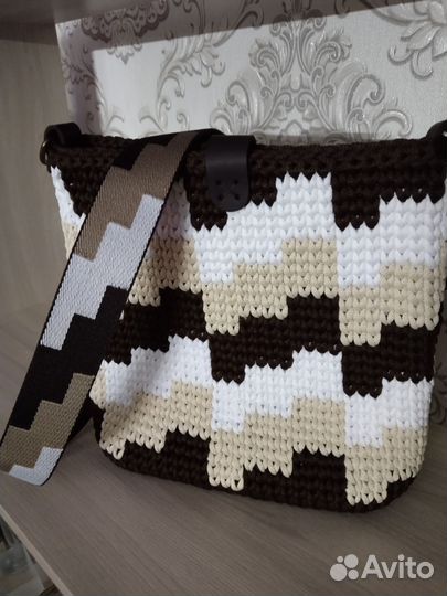 Вязаный мини-шоппер
