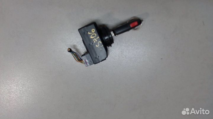 Замок зажигания Volkswagen Touareg, 2004