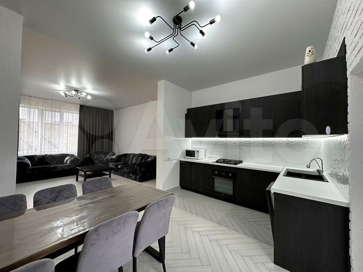 Дом 180 м² на участке 3 сот.