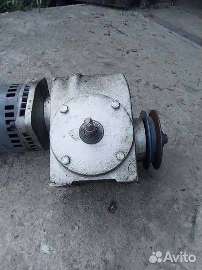 Электродвигатель асинхронный бу