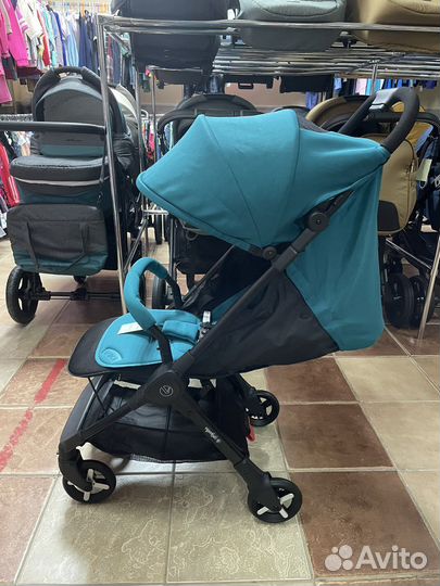 Коляска прогулочная viki