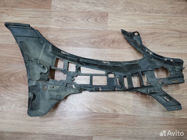 Mercedes W205 каркас переднего бампера левый