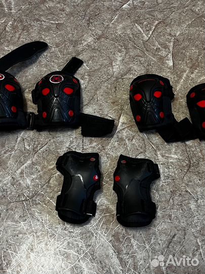 Ролики детские с защитой и шлемом