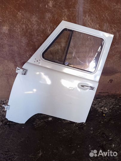 Дверь левая УАЗ 452 буханка