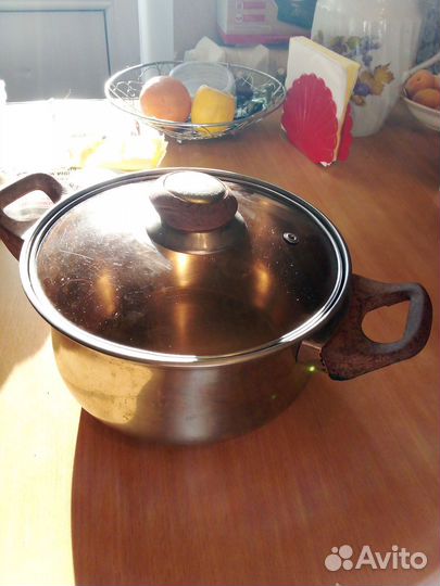 Кастрюли и сковорода из нержавейки