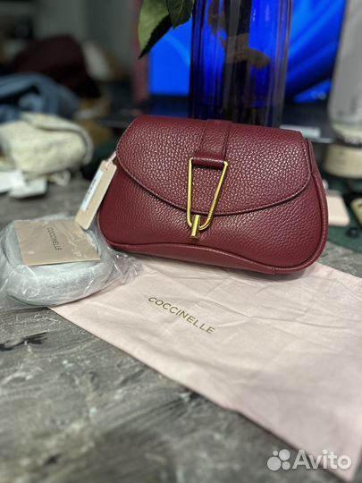 Сумка кросс боди coccinelle