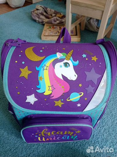 Рюкзак школьный