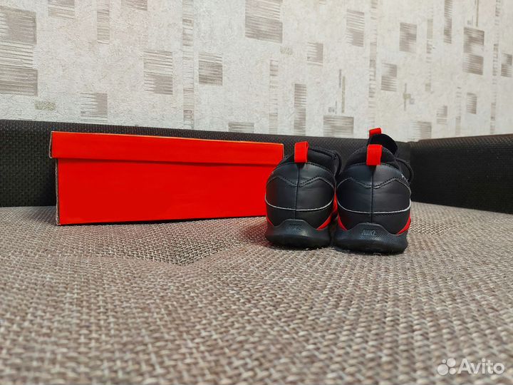 Бутсы nike phantom