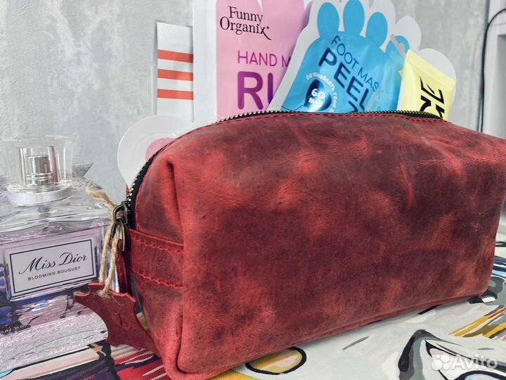 Косметичка из натуральной кожи ручной работы