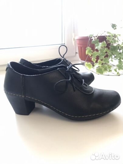 Туфли женские 37 размер Clarks