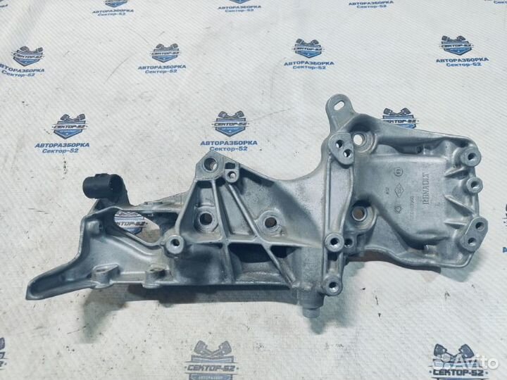 Кронштейн генератора Renault Sandero 1 Logan 1