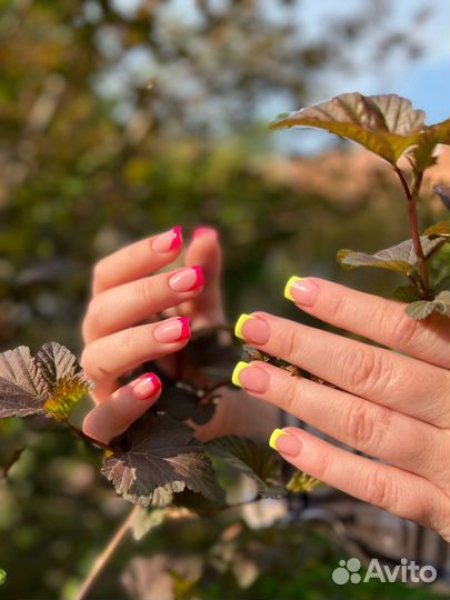 Маникюр, наращивание ногтей, оформление бровей