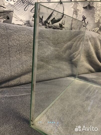 Аквариум 15 литров.Отдам с оборудованием