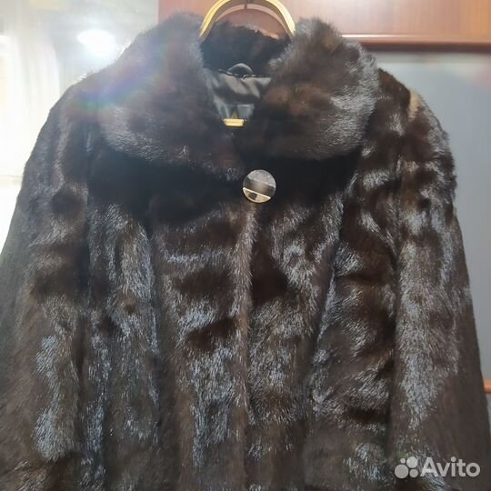 Продам норковую шубу