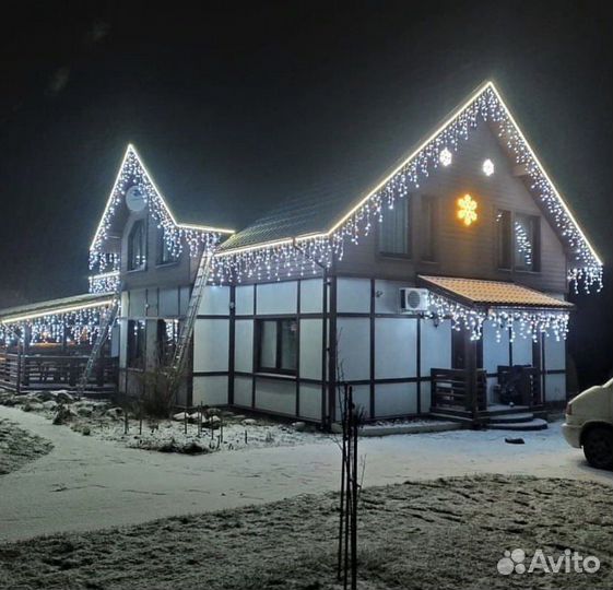 Украшение дома гирляндой бахрома