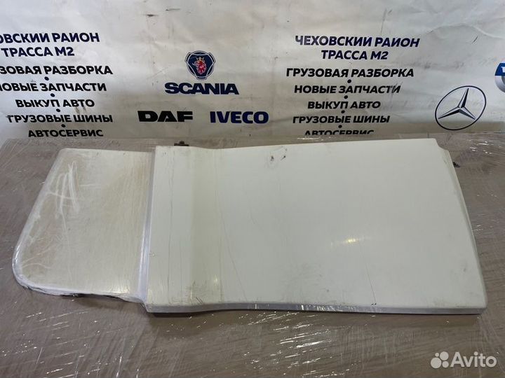 Спойлер верхний правый Daf Xf 105 MX 2009