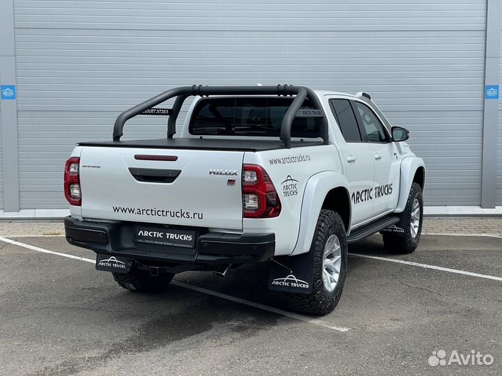 Toyota Hilux 2.8 AT, 2022