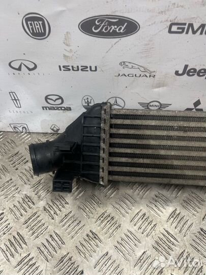 Интеркулер Dodge Journey универсал 2.0 ECE 2009