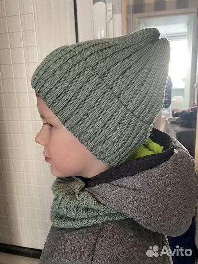 Комплект шапка и снуд