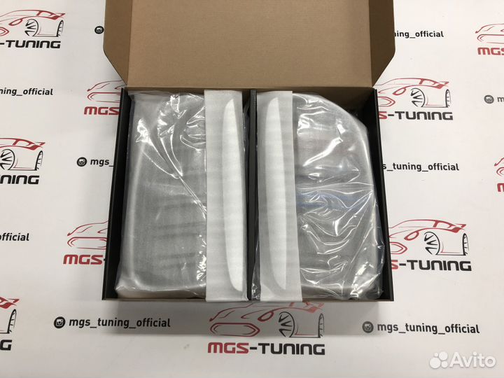 Решетка в BMW 3 е90 05-08 хром + триколор