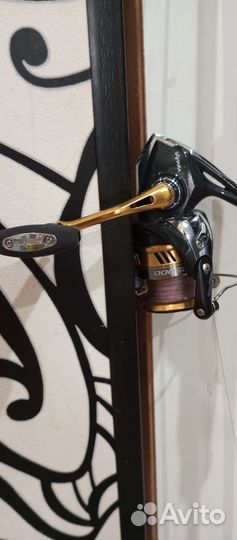 Катушка shimano sahara 3000 и удилище Favorite X1