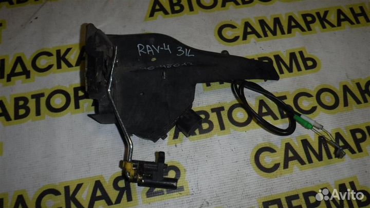 Замок двери задней левой Toyota RAV4 (XA20) 2000