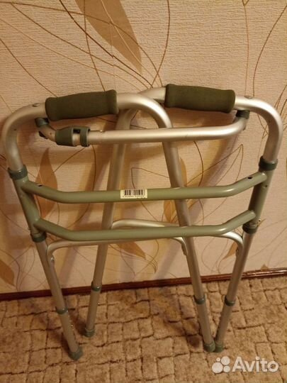 Ходунки для инвалидов без колесиков