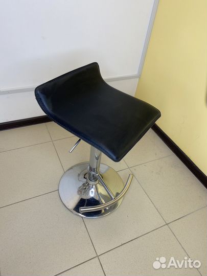 Стул мастера без спинки