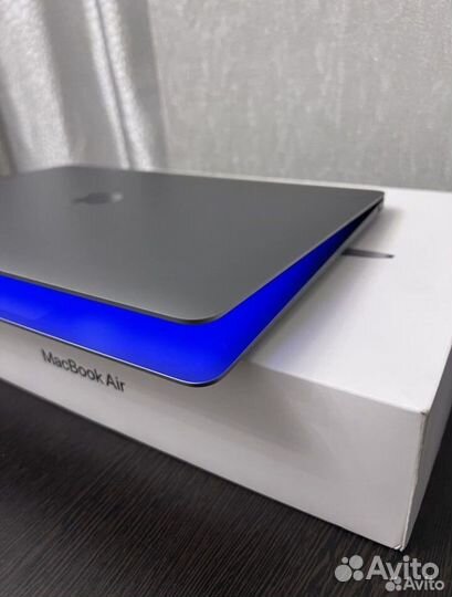 Apple MacBook Air Retina