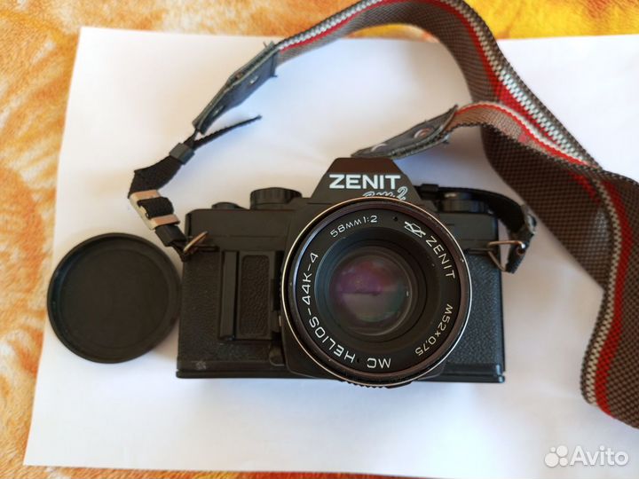 Фотоаппарат Zenith AM2\Объектив MC Helios 81h 2/50