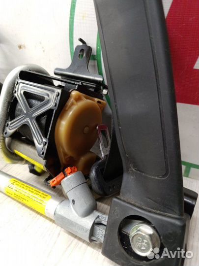 Ремень безопасности Nissan Note E11 HR16DE 2008