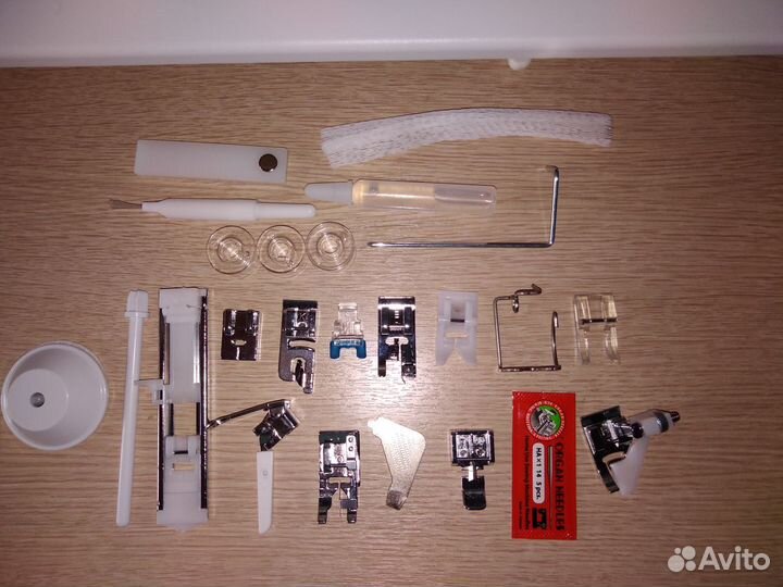 Швейная машина Bernette b05 Academy