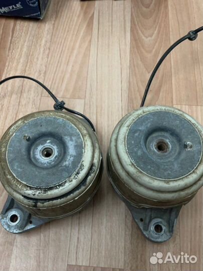 Опора двигателя Мерседес W212