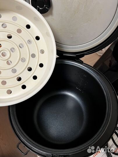 Мультиварка Redmond