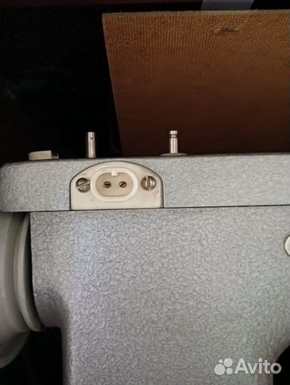 Швейная машинка Чайка 142М-22-1новая