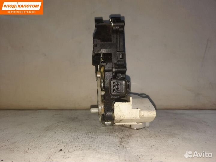 Замок двери задней левой Mitsubishi Lancer 10