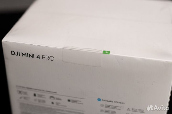 Новый квадрокоптер DJI Mini 4 Pro пульт с экраном